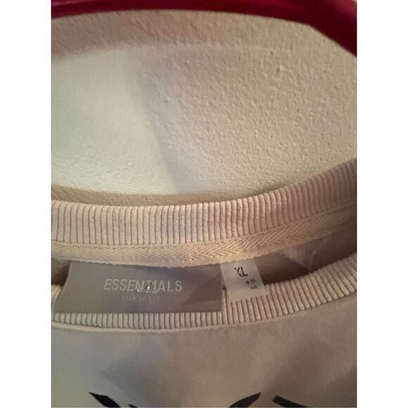 Essentials 1977 Sweatshirt - Picture 2 of 4